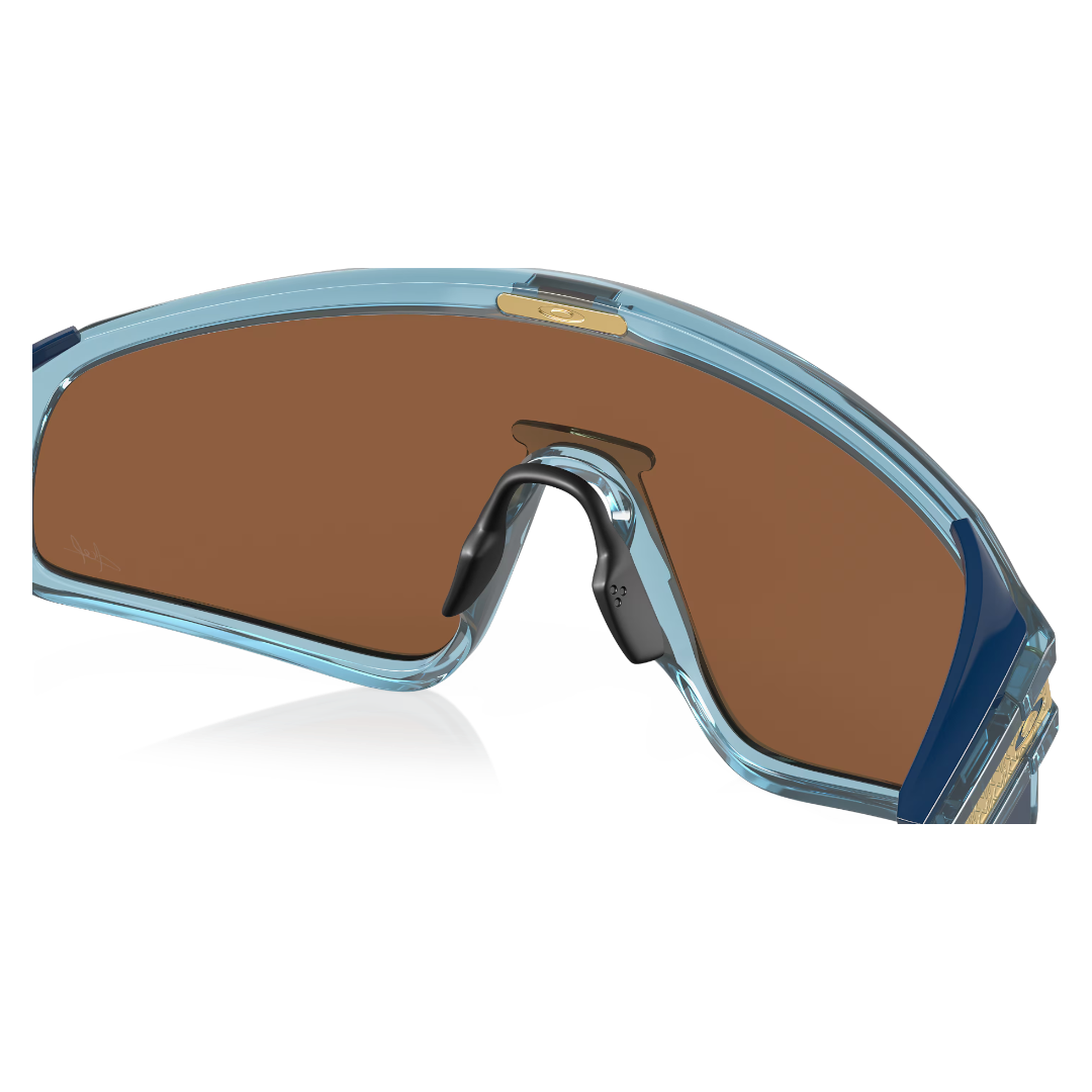 Oakley OO9404 Kylian Mbappé Signature Series Latch™ Panel